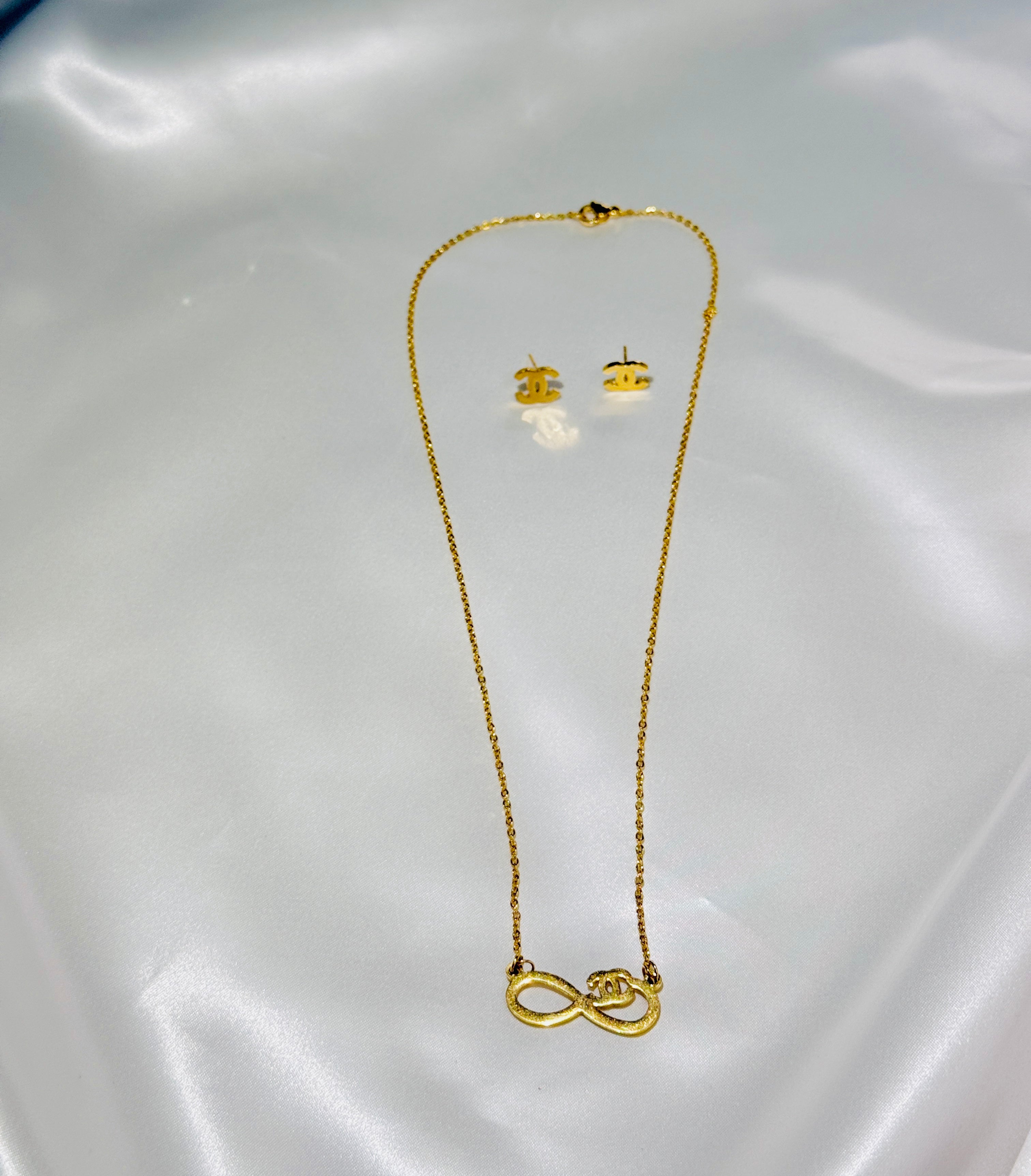 Golden Infinity Charm Jewelry Set