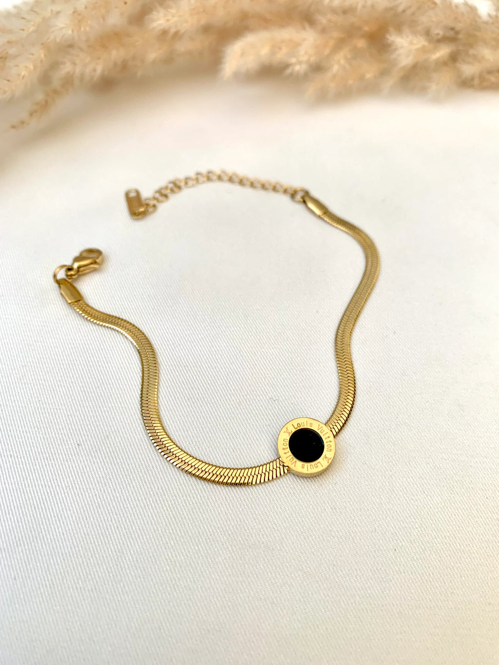 Golden Snack Chain with Black Pendant Bracelet