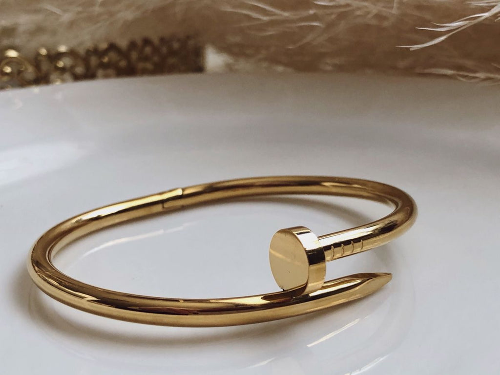Golden Nail luxe Bracelet